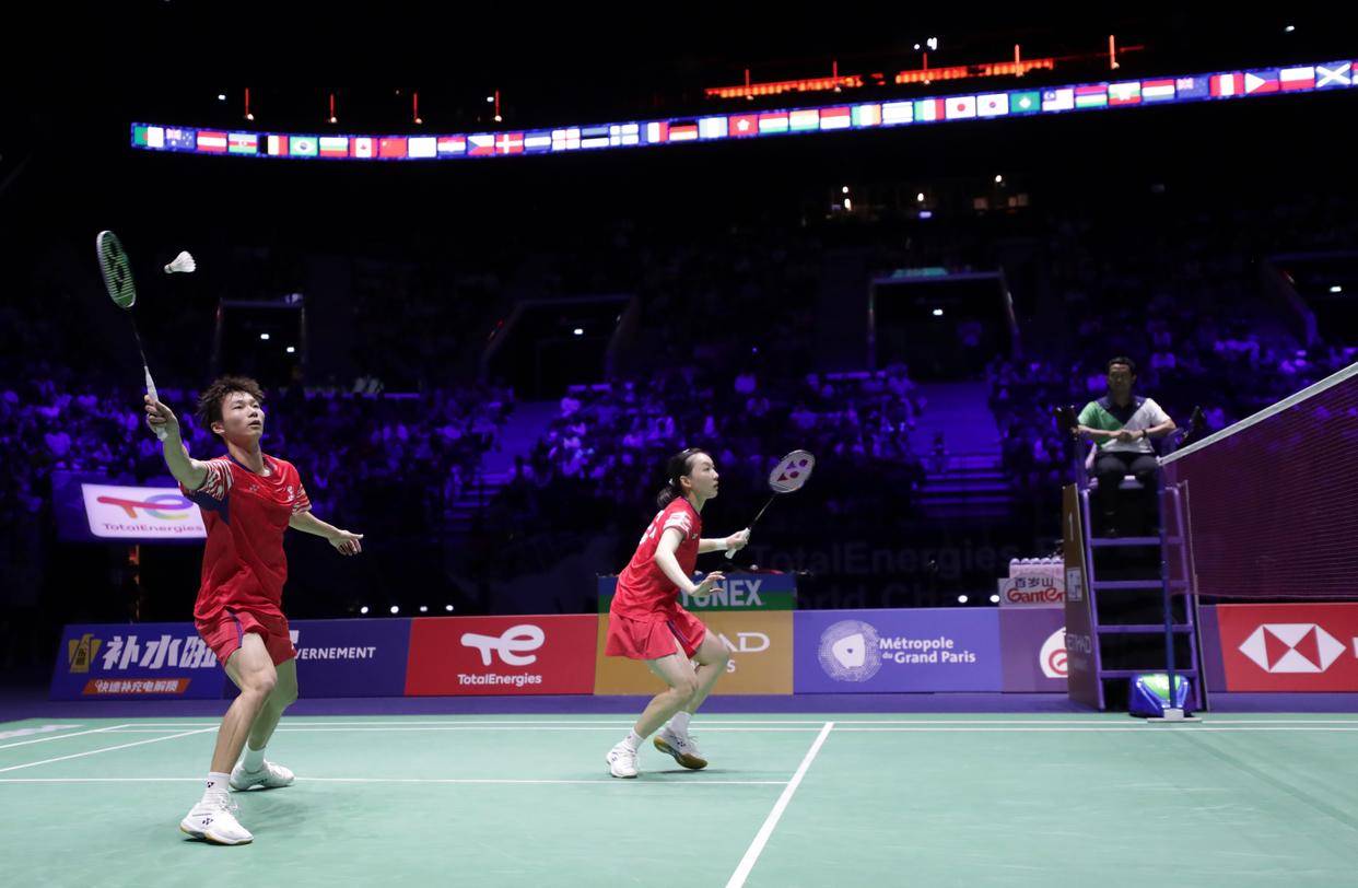 市场对其持 市场对其持