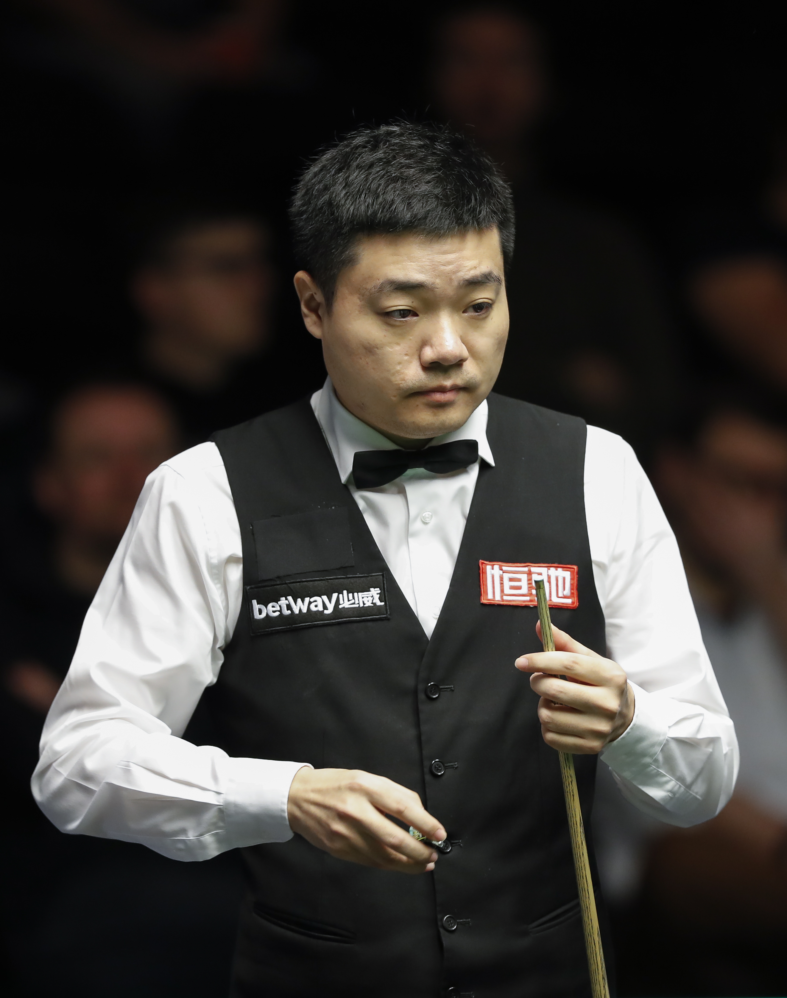 展现足够诚 展现足够诚